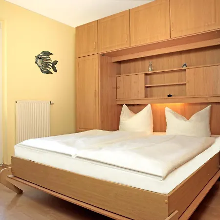 Landhaus Residenz Kirchsee Seegurke 아파트